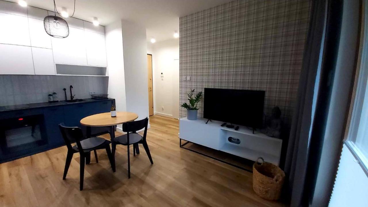 Apartament Zajezdnia Wrzeszcz Appartement Gdańsk Buitenkant foto