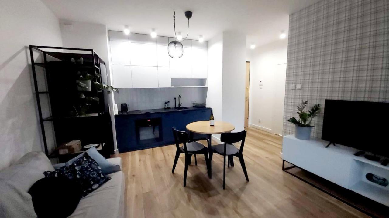 Apartament Zajezdnia Wrzeszcz Appartement Gdańsk Buitenkant foto